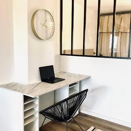 Les Vignes Vierges By Interhome Appartement
