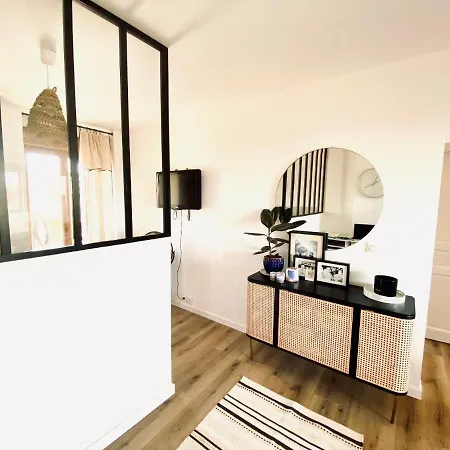 Les Vignes Vierges By Interhome